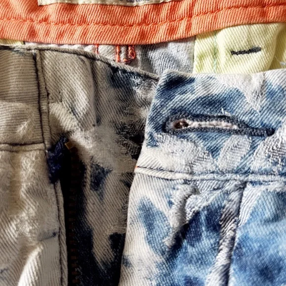 SCOTCH & SODA DARK INDIGO SPLATTER TIE-DYE WHITE DENIM SHORTS sz 31 DISTRESSED - Picture 5 of 7